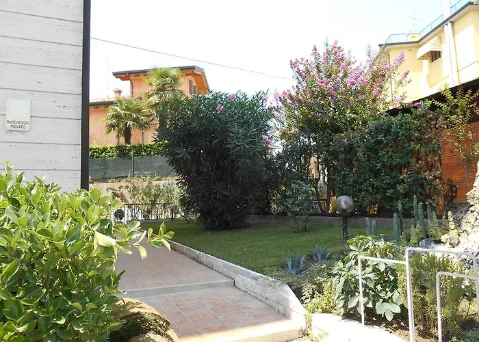 Peschierahome *