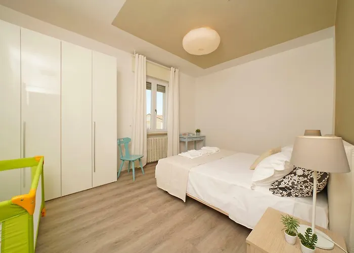 Apartament Peschierahome