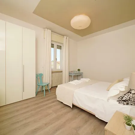 Lägenhet Peschierahome