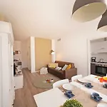 Peschierahome * 佩斯基耶拉德加达