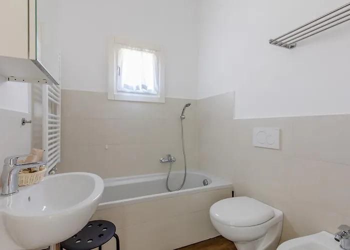 Apartamento Peschierahome *